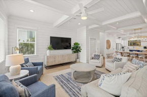 8BR Destin Escape with Pool Hot Tub and Game Room